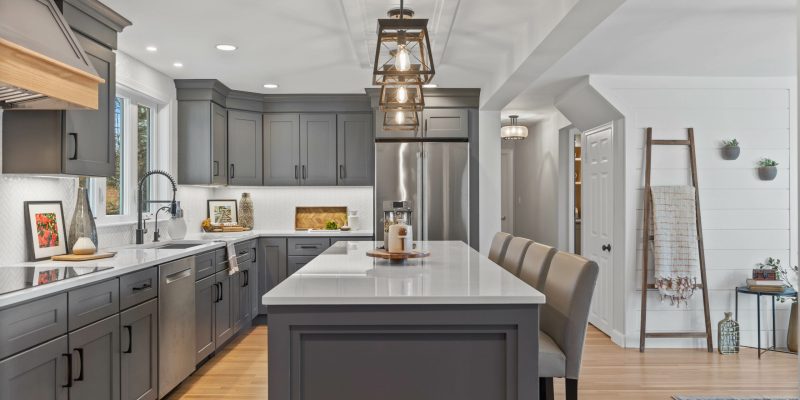 Kitchen with ten foot island