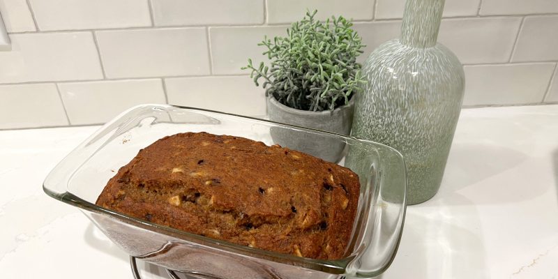 Apple banana bready with chocolate chips made with whole ingredients and no refined sugars