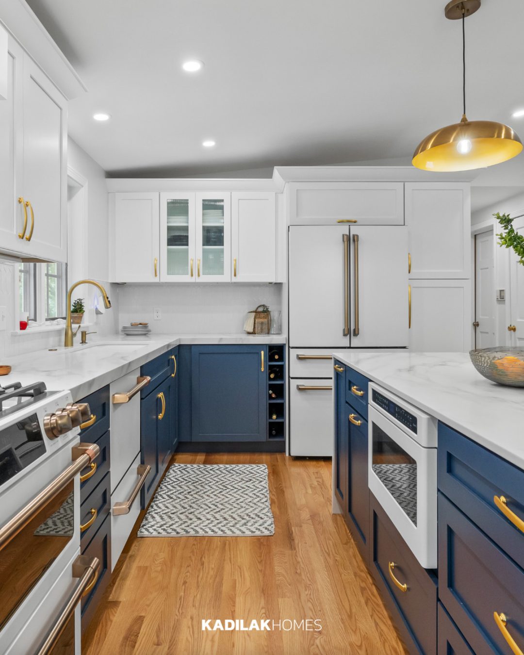 9.) White Appliances