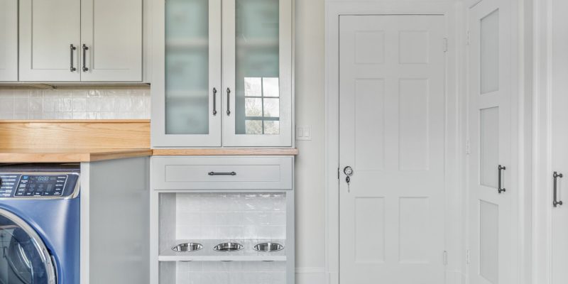 Built in cabinet with quartz dog bowl feeder